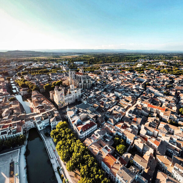 Découvrez les activités sportives à faire à Narbonne : randonnée, vélo, sports nautiques et plus encore, pour toutes les saisons !